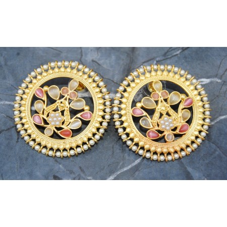 Pink And White Onyx Pearl Gold Stud
